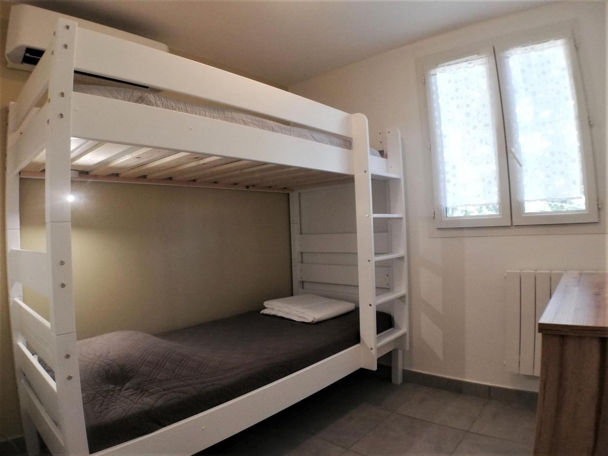 Gites Domaine De La Barnerie Saint Alban Auriolles Room photo